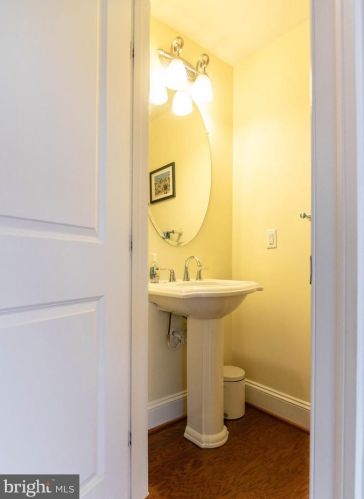 222 Samantha Dr, Lewes DE  19958-4142 exterior