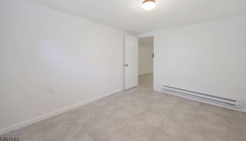 65 16 Ave, Paterson NJ  07501-2203 exterior