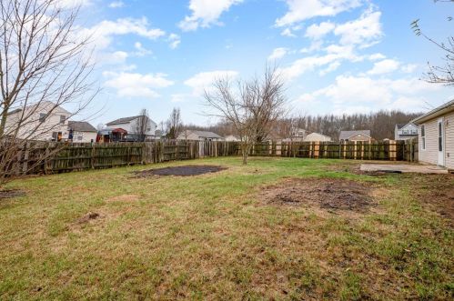 5 Sutton Way, Amelia OH  45102-2365 exterior
