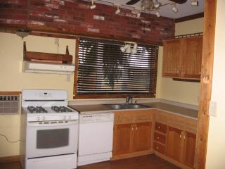 4416 Lincolnway, Mishawaka IN  46544-4017 exterior