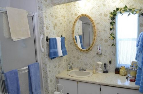 4723 Sandpiper Dr, Saint James City FL  33956-2810 exterior