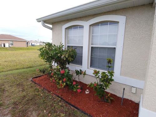 101 18 Ave, Cape Coral FL  33990-1840 exterior