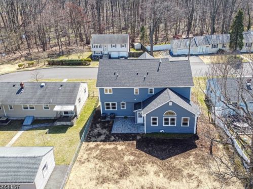 20 Linda Ln, Clark NJ  07066-2631 exterior