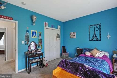 240 Wycombe Dr, Dover DE  19904-3857 exterior