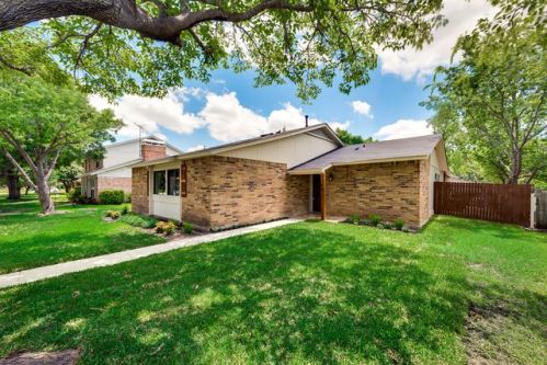 1718 Hartford Dr, Carrollton, TX 75007-2619