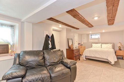 19 Beacon St, Gloucester MA 01930-3436 exterior