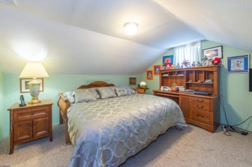 13 Coney Rd, Little Falls NJ  07424-1011 exterior