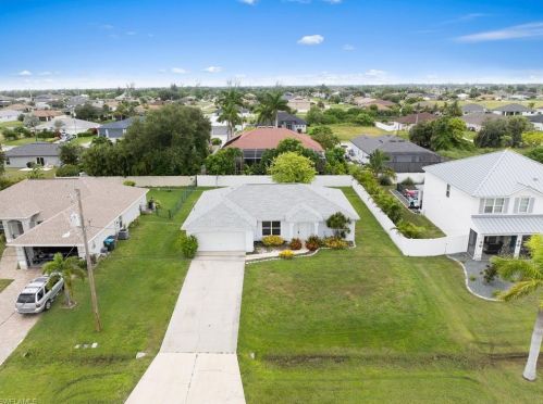 1412 19th Pl, Cape Coral, FL 33909-0016