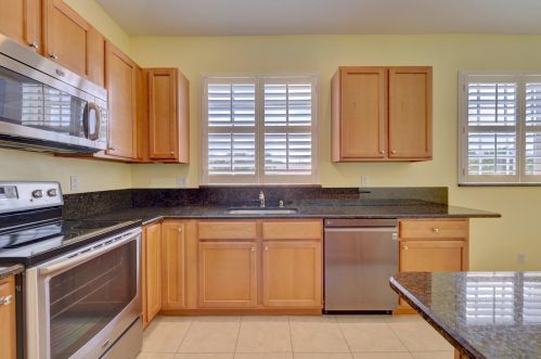 8113 Carnoustie Pl, Fort Pierce FL 34986-3316 exterior