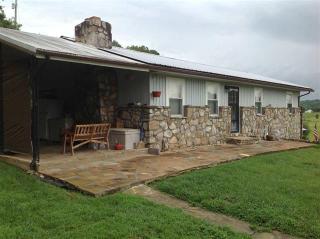 285 Matthews Ln, Mosheim, TN 37818-5533