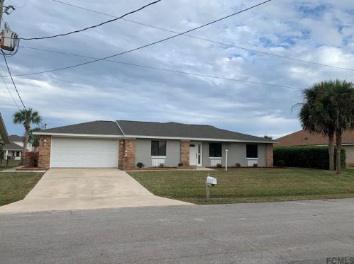 8 Curry Ct, Palm Coast, FL 32137-9003