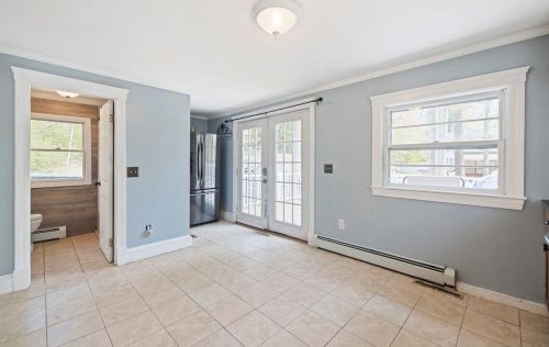 47 Great Pond Rd, Kingston NH  03848-3741 exterior