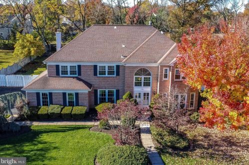 1736 Brittany Dr, Prospectville, PA 19002-3154