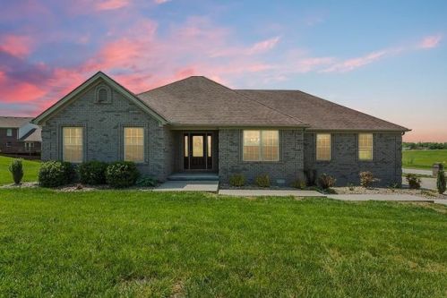 180 Central Park Ave, Berea, KY 40403-1075