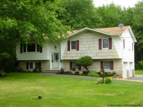 128 Fosler Rd, Highland, NY 12528-2240