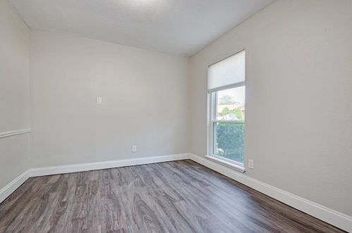 3451 Livingston Ln, Carrollton TX 75007-3212 exterior