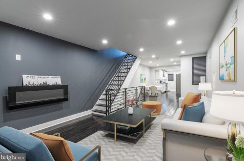 3113 Aramingo Ave, Philadelphia, PA 19134-4421