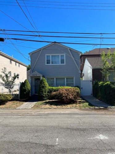3410 Ropes Ave, Bronx, NY 10475-1017