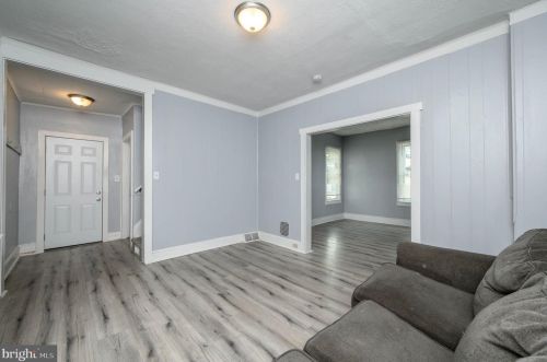 21 Adams St, West Deptford NJ  08066-1234 exterior