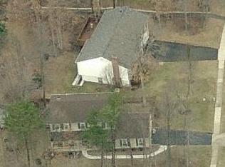 7512 Maritime Ln, Springfield, VA 22153-1626