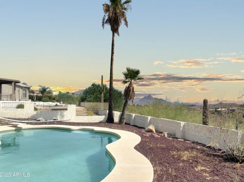 15615 Mustang Dr, Scottsdale, AZ 85268-4810