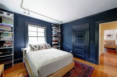 690 Angell St, Providence RI 02906-5309 exterior