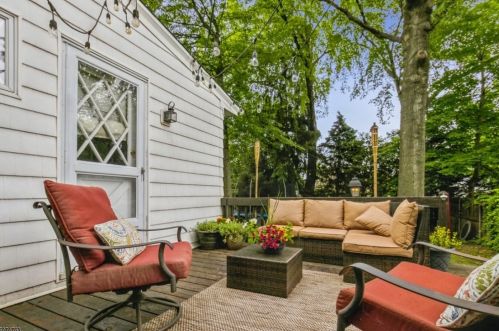 631 Woodland Ave, Roselle Park, NJ 07204-1738