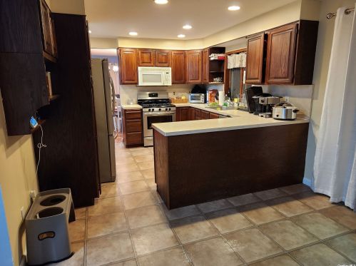 246 Litchfield Ave, Babylon NY  11702-2037 exterior