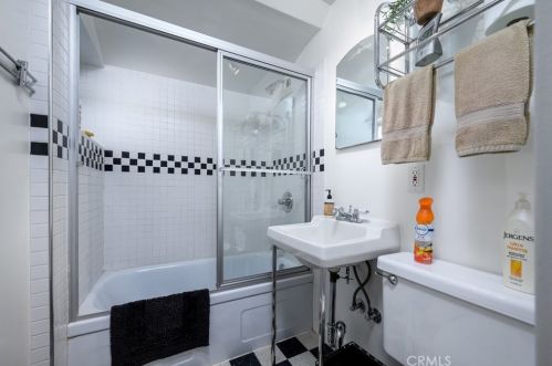 9821 Garibaldi Ave, Temple City CA  91780-1713 exterior