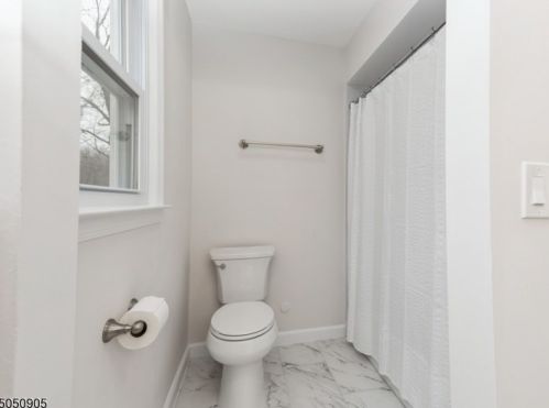 24 Rickland Dr, Dover NJ 07869-4320 exterior