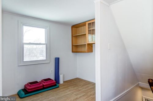 3143 Annandale Rd, Falls Church VA  22042-4243 exterior