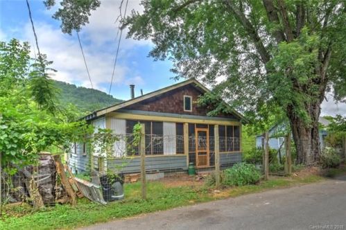 119 Old Weaverville Rd, Asheville, NC 28804-9702