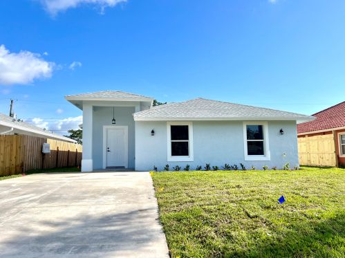 4169 Pot O Gold St, West Palm Beach, FL 33406-4875