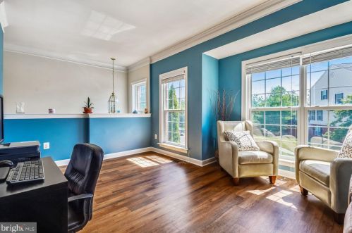 6102 Popes Creek Pl, Haymarket VA  20169-5421 exterior