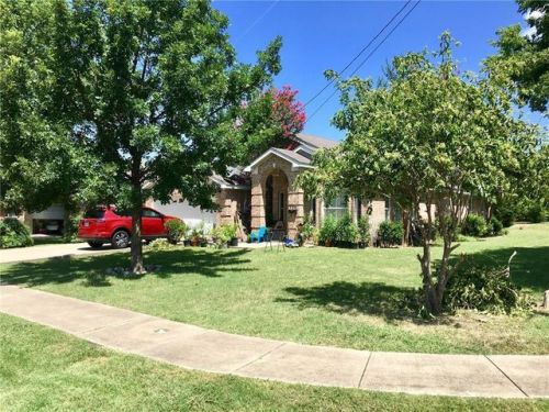 733 Francis St, Lancaster, TX 75146-2205