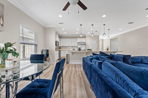 31 8th Ave, Shalimar FL  32579-1806 exterior