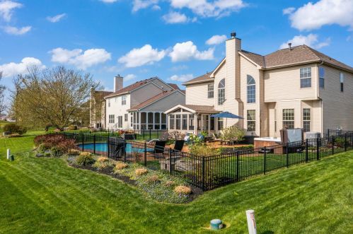 296 Trail, Pataskala OH  43062-9691 exterior