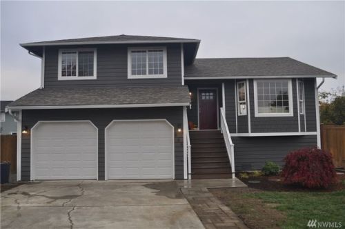 606 Cammarano Ct, Ohop, WA 98360-9404