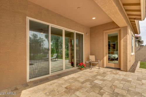 4926 Quiet Way, Gilbert AZ  85298-0648 exterior