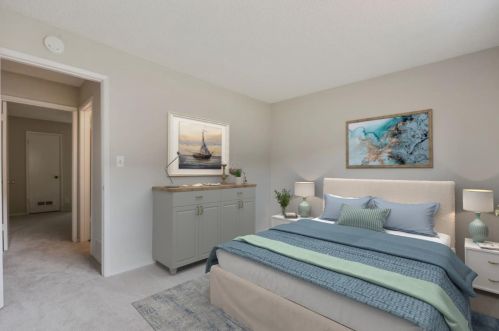 1199 Oddstad Blvd, Pacifica CA  94044-3850 exterior