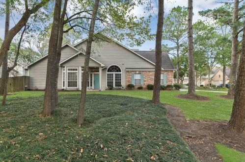 2303 Plateau Ct, Humble, TX 77339-2951