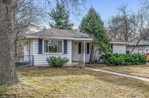 6040 Boone Ave, Minneapolis, MN 55428-2727
