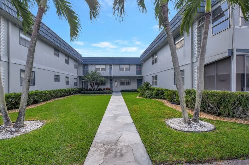 340 Brittany H, Delray Beach, FL 33446-1127