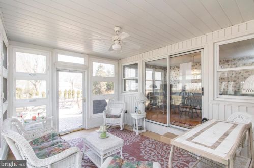 1640 Cavan Dr, Dresher PA  19025-1210 exterior