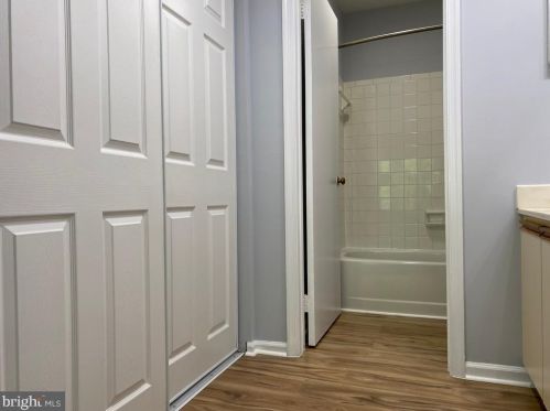 11164 Beaver Trail Ct, Herndon VA  20191-4319 exterior