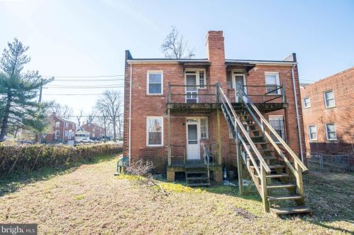 4620 Brk St, Washington DC 20019-4654 exterior