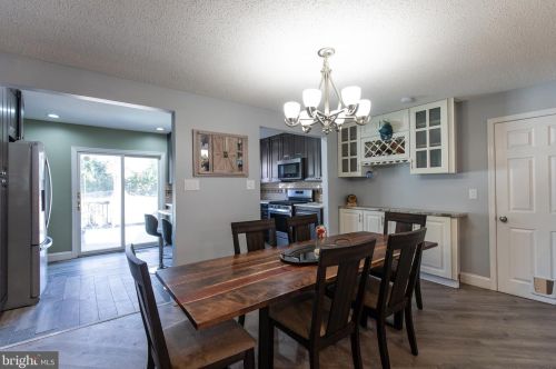 25 Goldy Dr, Gloucester NJ  08030-1318 exterior