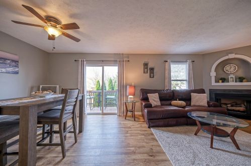 116 Bruton Dr, Gibsonia PA  15044-9524 exterior