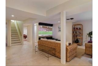 3 Longboat Ln, East Hampton NY  11937-3517 exterior