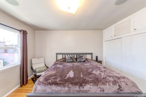 1740 Hickory Ave, Torrance CA 90503-7219 exterior